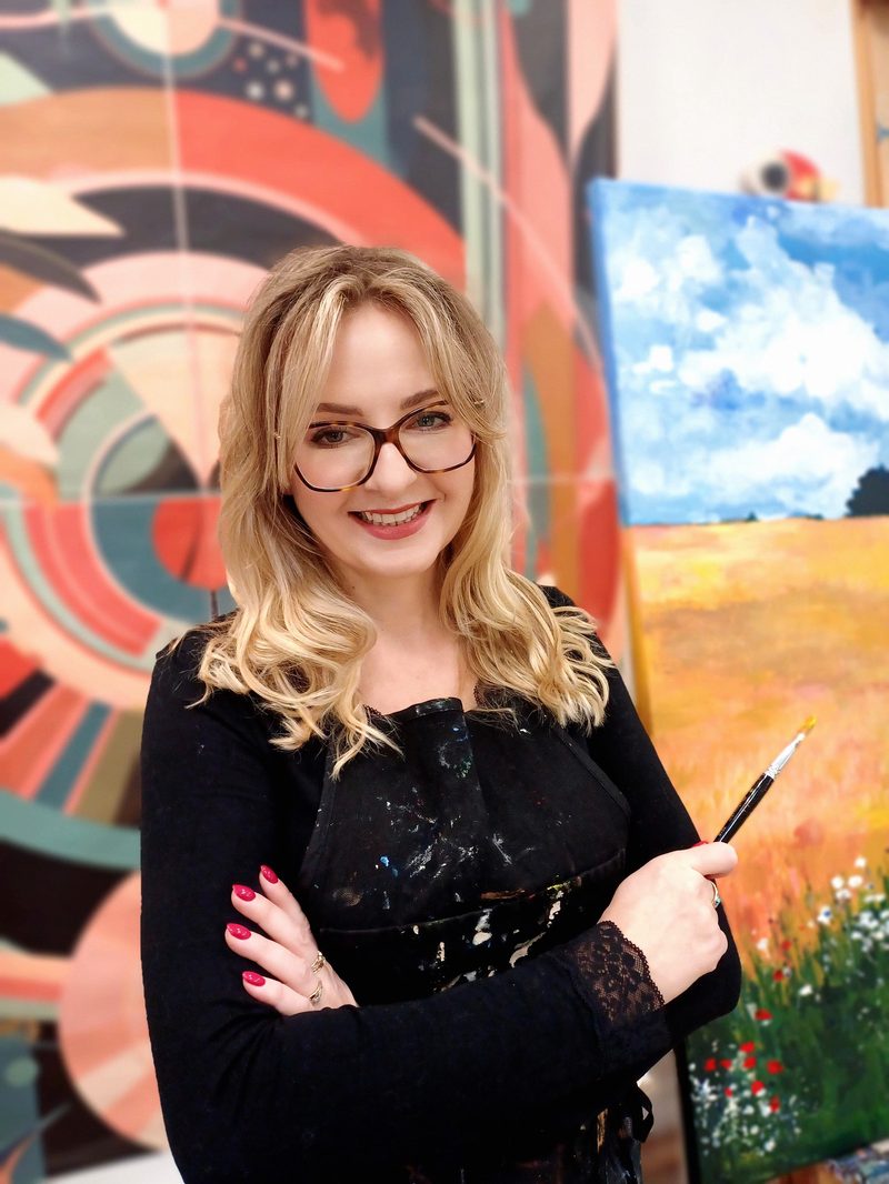 Marta — Professional Live Wedding Painter in Spain